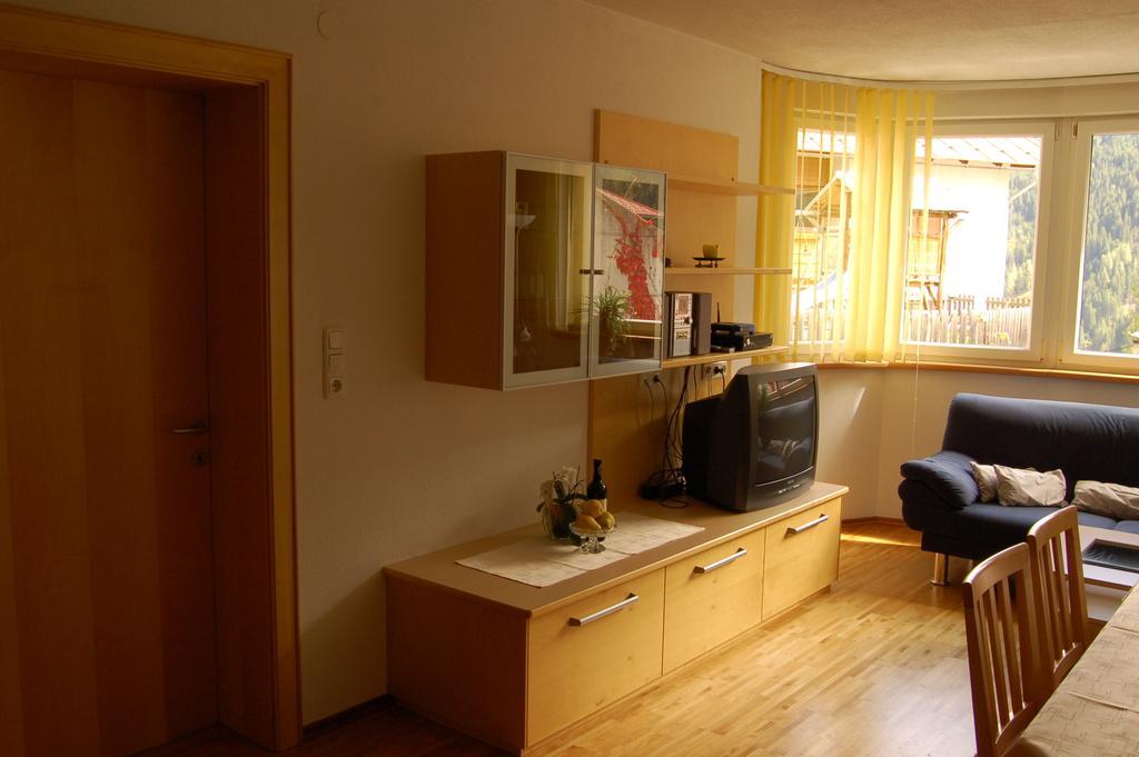 Siegele Irmgard Kappl (Landeck) Quarto foto