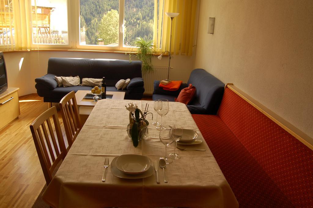 Siegele Irmgard Kappl (Landeck) Quarto foto